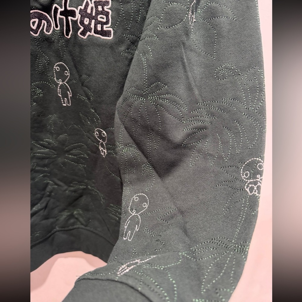 Studio Ghibli Princess Mononoke San's Mask Kodama Embroidered Crewneck - Picture 6 of 7